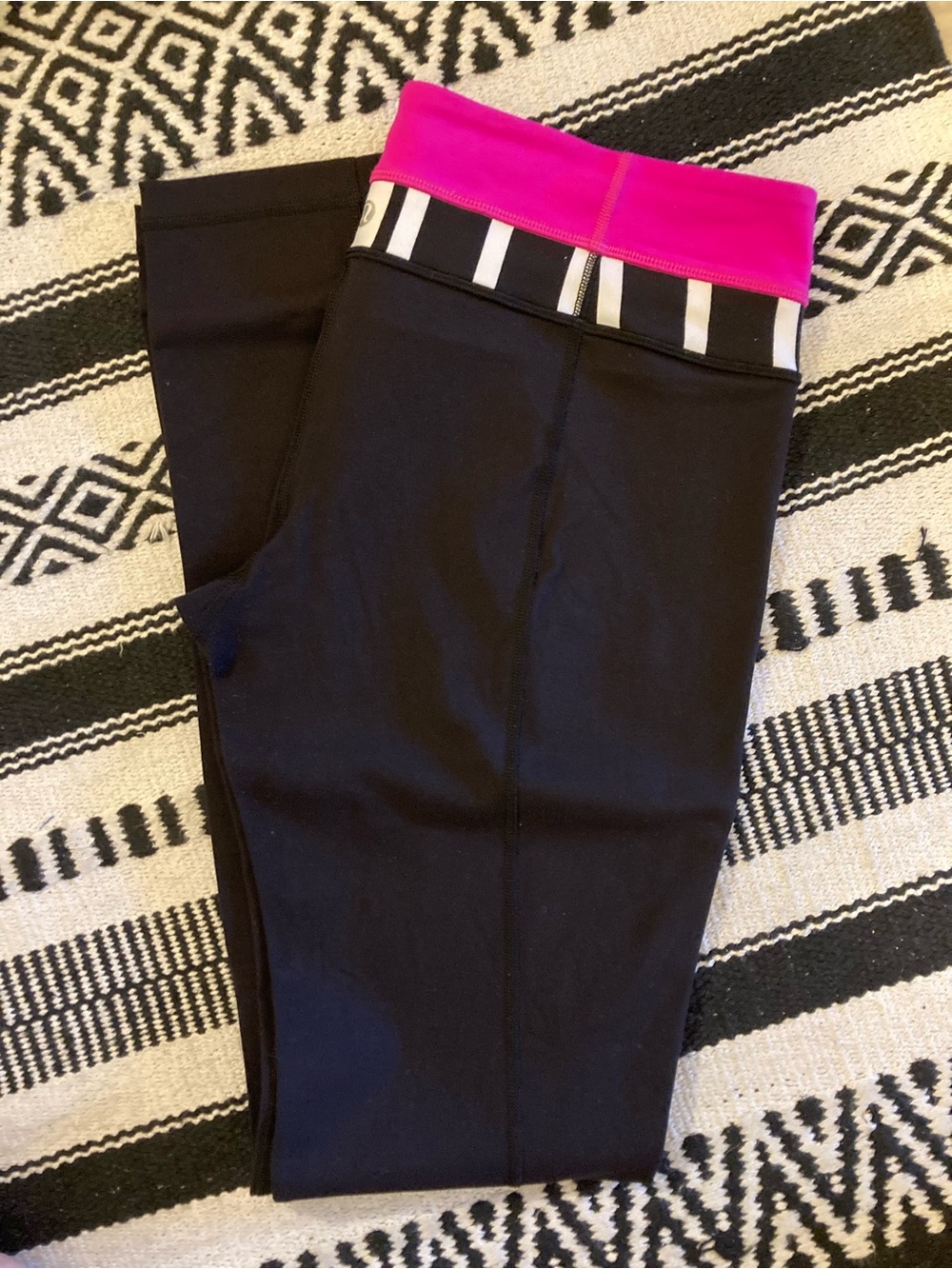 lululemon athletica Black Leggings with Hot Pink Waistband